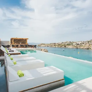 2* Hotel Super Paradise Hotel